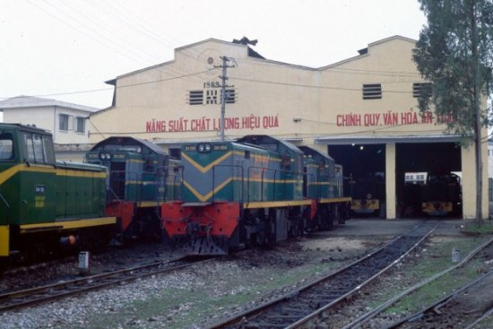 Ga depot Yên Bái, 2001.